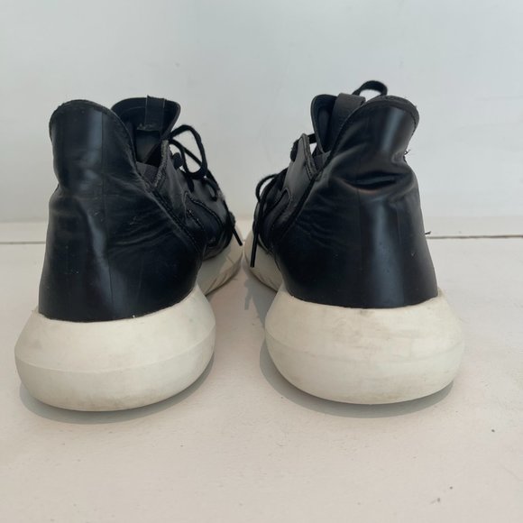 Adidas Womens Tubular Defiant Core Black Running Shoe Sneaker - S75897 Size 8 - Picture 3 of 4